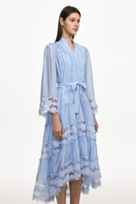 Load image into Gallery viewer, Doro Resort Flowy Long Sleeve Ruched Floral Woven Maxi Dress