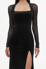 Lade Bild in die Galerieansicht, Rae Elegant Contour Long Sleeve High Slit Velvet Maxi Dress