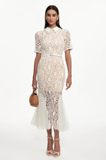 Load image into Gallery viewer, Selly Elegant Contour Short Sleeve Rhinestone Floral Lace Woven Maxi Dress