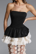 Load image into Gallery viewer, Johanne Elegant Contour Strapless Ruffle Contrast Maxi Dress