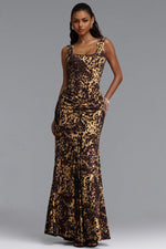 Charger l'image dans la visionneuse de la Galerie, Evelina Sexy Contour Ruched Waist Sleeveless Leopard Print Knit Maxi Dress