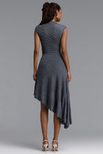 Lade Bild in die Galerieansicht, Tadeo Chic Contour Sleeveless Diagonal Stripes Asymmetric Hem Knit Midi Dress
