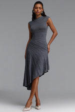 Lade Bild in die Galerieansicht, Tadeo Chic Contour Sleeveless Diagonal Stripes Asymmetric Hem Knit Midi Dress