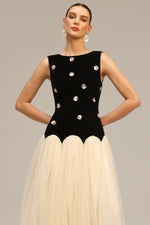 Load image into Gallery viewer, Roto Sleeveless Sequin Flowers Maxi Dress