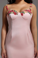 Load image into Gallery viewer, Esne Flower Halter Maxi Dress - Pink