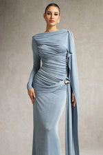 Lade Bild in die Galerieansicht, Tihila Maxikleid mit langen Ärmeln und Raffungen in Blau