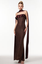 Lade Bild in die Galerieansicht, Zainab Elegant Contour Rhinestone Knit Maxi Dress