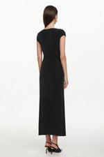 Lade Bild in die Galerieansicht, Viaua Chic Contour Sleeveless Cut Out Lace Knit Maxi Dress