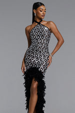 Lade Bild in die Galerieansicht, Raola Glamorous Contour Halter Rhinestone Sequin Feather Maxi Dress