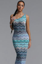 Load image into Gallery viewer, Raisin Resort Contour Chevron Print Knit Maxi Dress