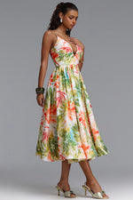 Lade Bild in die Galerieansicht, Kamaria Romantic Cinched V Neck Spaghetti Strap Ruched Floral Print Woven Maxi Dress