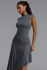 Lade Bild in die Galerieansicht, Tadeo Chic Contour Sleeveless Diagonal Stripes Asymmetric Hem Knit Midi Dress