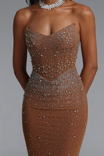 Lade Bild in die Galerieansicht, Scala Luxury Bandeau Ruched Rhinestone Maxi Dress